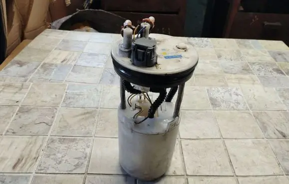 Honda FR-V In-tank fuel pump 1019620301