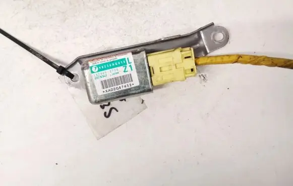 Subaru Legacy Airbag deployment crash/impact sensor 98236ag010 187900-0700