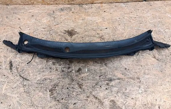 Renault Kadjar Wiper trim 668105136R 668104742R