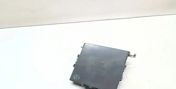 Toyota Prius (XW20) Power management control unit 8967047010 1012380151