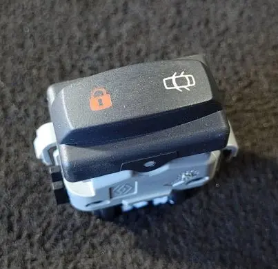 Central locking switch button