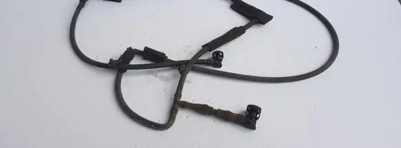 Nissan Leaf I (ZE0) Headlight washer hose/pipe 