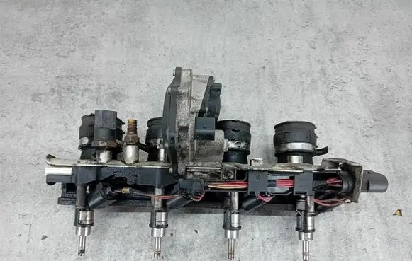 Fuel main line pipe