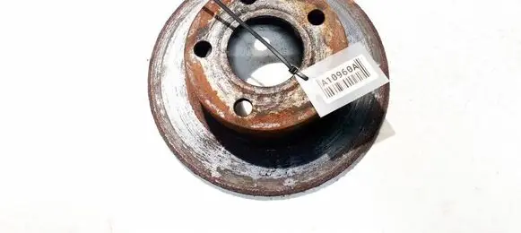 Volkswagen PASSAT B5 Rear brake disc neventiliuojamas