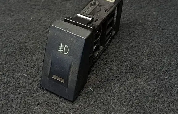 Hyundai Coupe Fog light switch 937302C000