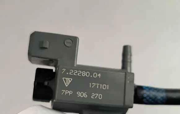Vacuum valve