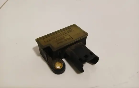 BMW 1 E81 E87 Sensor 7566109 0501215685 90090599