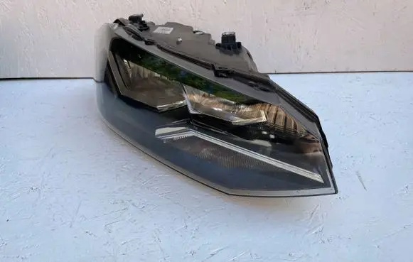 Volkswagen Polo VI Headlight/headlamp 2G1941006