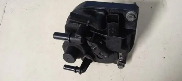 Peugeot 508 Fuel filter housing 
