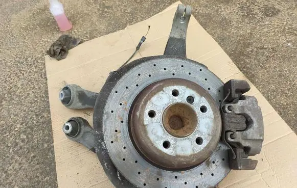 BMW 5 F10 F11 Front wheel hub spindle knuckle