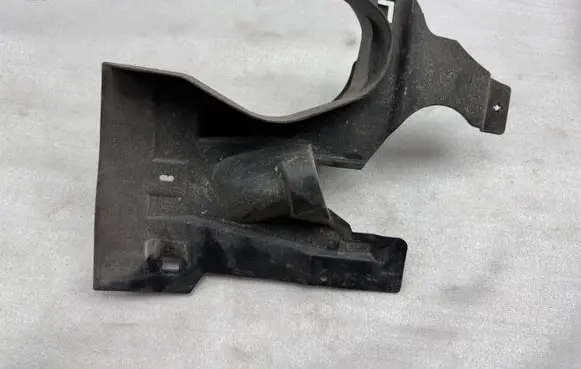 Volvo XC90 Front mudguard 31497198