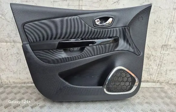 Renault Captur Front door card panel trim 809012294R 156067352 156067392