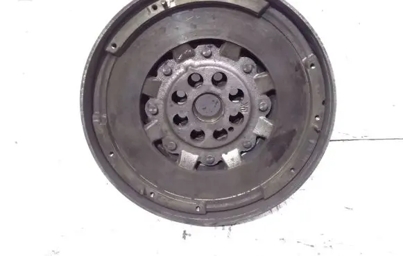 Nissan Qashqai Dual mass flywheel 123103008R