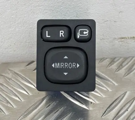 Toyota Auris 150 Wing mirror switch 183639 769747F