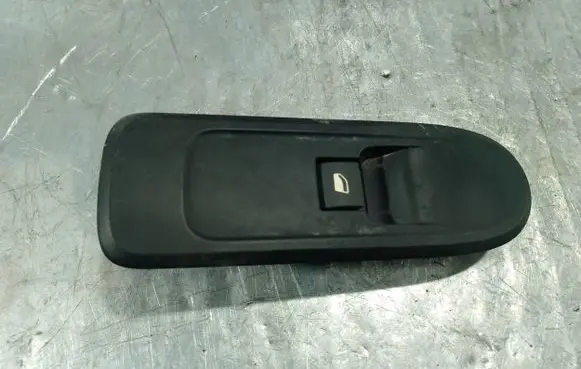 Peugeot 508 Quarter vent window switch 98026388ZD