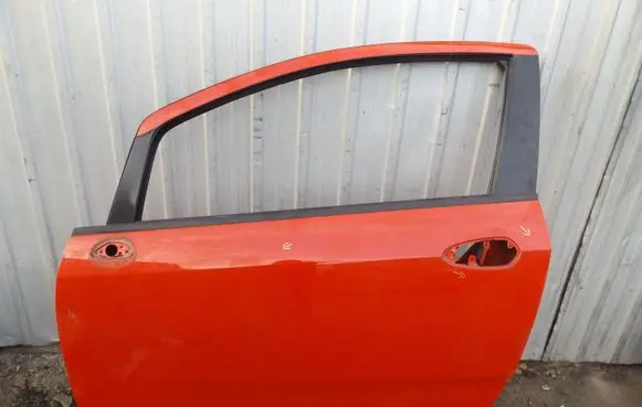Fiat Grande Punto Front door