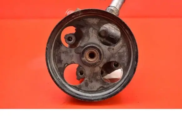 Opel Insignia A Power steering pump 13273784