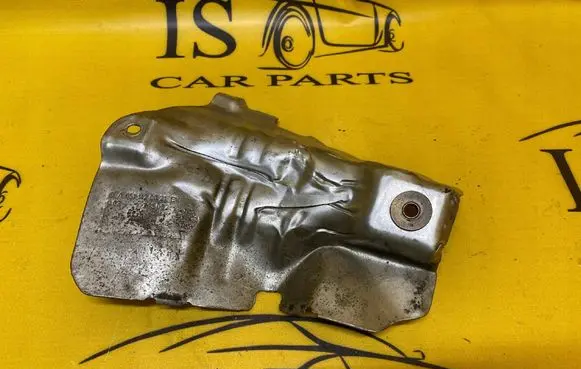 Mercedes-Benz C W205 Exhaust heat shield A6511420021