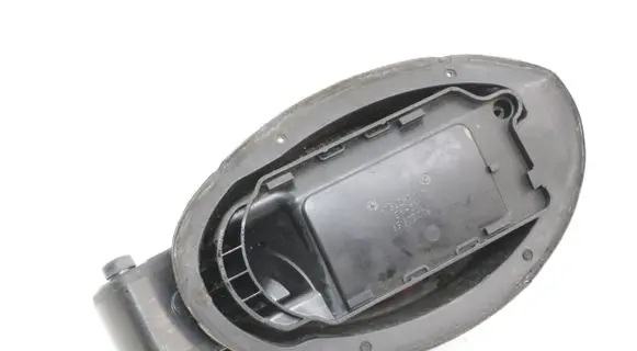 Mercedes-Benz E C207 W207 Fuel tank cap A2076300167