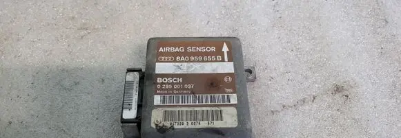 Audi A4 S4 B5 8D Airbag control unit/module 8A0959655B