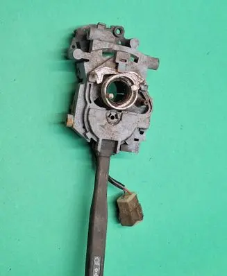 Mazda 626 Indicator stalk 173935