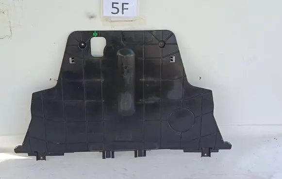 Fiat 500X Engine splash shield/under tray 520886890