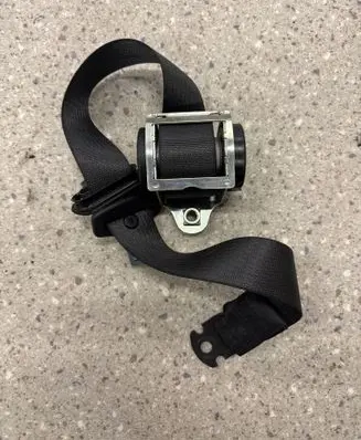 Opel Corsa D Rear seatbelt 609160500B