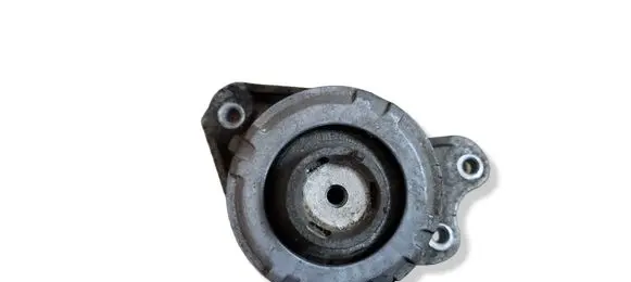 Mercedes-Benz GLC C253 Engine mount bracket A2052407800