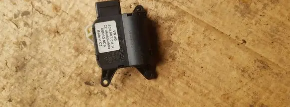 Volkswagen PASSAT B6 Air flap motor/actuator 3C0907511B CZ1168802900