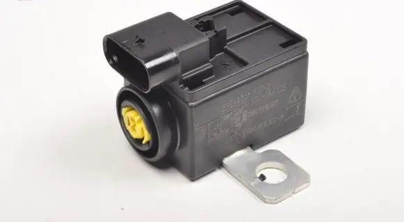 Mercedes-Benz GLC C253 Fuse A0009827425