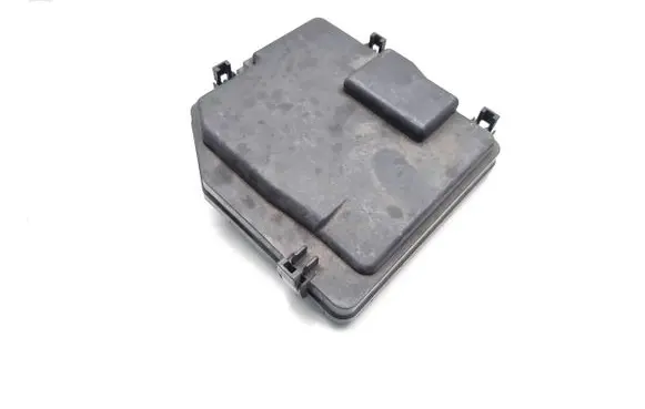 Honda CR-V Fuse box cover 008541090629