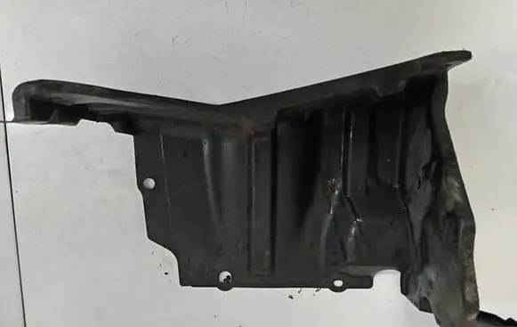 Engine splash shield/under tray