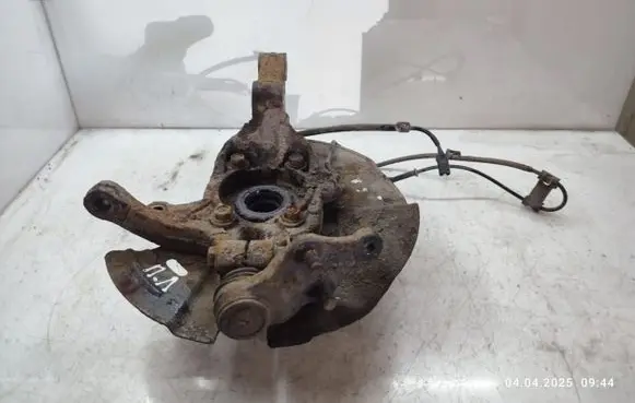 KIA Sorento Front wheel hub
