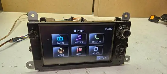 Renault Clio IV Radio/CD/DVD/GPS head unit 281152928R LAN5210WR1 276660