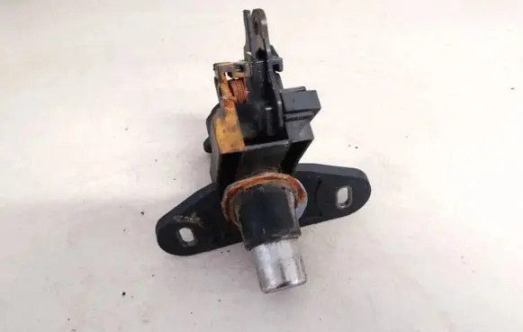 Opel Vectra B Tailgate exterior lock 791500012