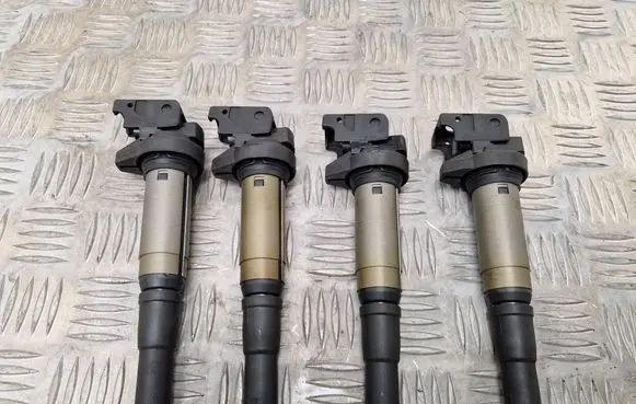 High voltage ignition coil