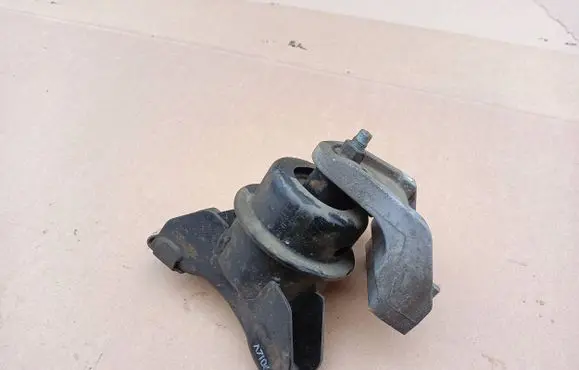KIA Magentis Engine mount vacuum valve 