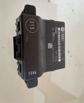 Volkswagen Golf V Other control units/modules 1K0907530H 1K0907951