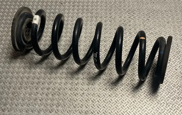 Audi Q3 F3 Rear coil spring 5QF511115