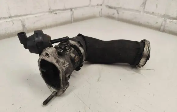 Audi A4 S4 B6 8E 8H Air intake duct part 8E01459500