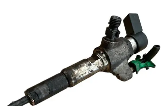 Volvo V40 Fuel injector 9802448680 a6ehjg 63972