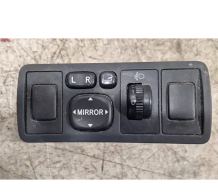 Toyota Avensis T250 Wing mirror switch 183575
