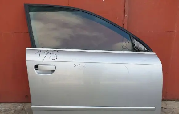 Audi A4 S4 B7 8E 8H Front door