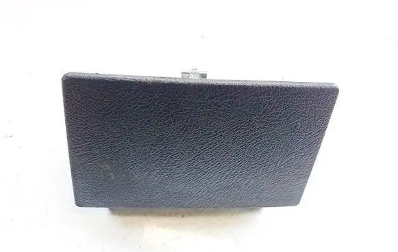 Mercedes-Benz C W202 Car ashtray 2028100228