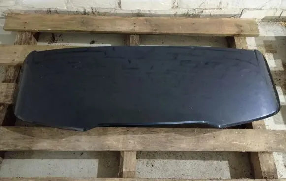 Tailgate/trunk spoiler