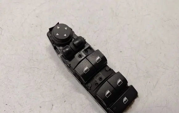 BMW 5 F10 F11 Electric window control switch 9241955 61319241955 61319238239