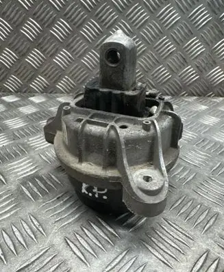BMW 5 F10 F11 Engine mount bracket 6785601 131112