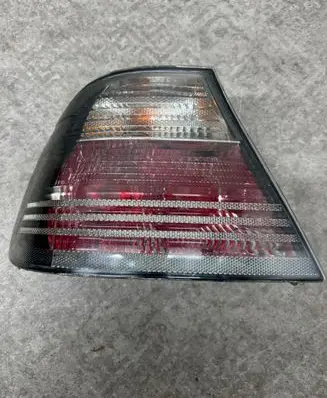 BMW 3 E46 Rear/tail lights 9204065