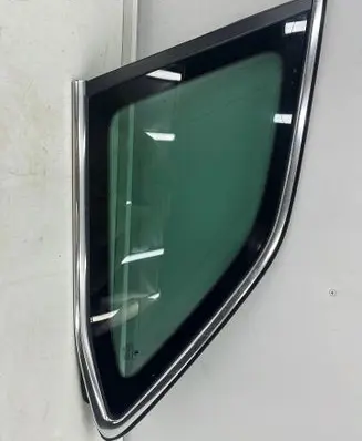 Skoda Superb B8 (3V) Rear side window 3V9845297