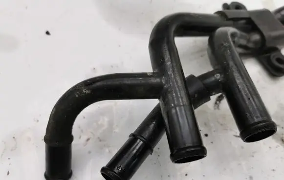 Hyundai ix 55 Engine coolant pipe/hose NOCODE
